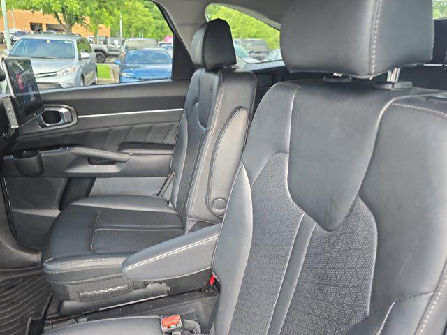 used 2023 Kia Sorento car, priced at $29,894