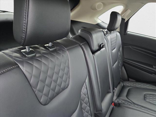 used 2024 Ford Edge car, priced at $28,092