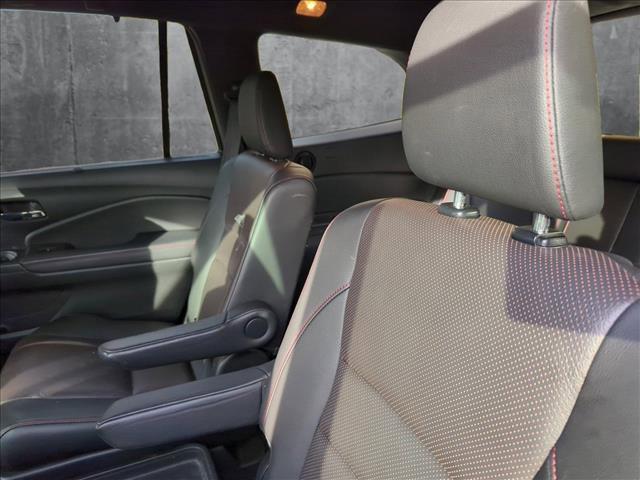 used 2022 Honda Pilot car, priced at $32,159