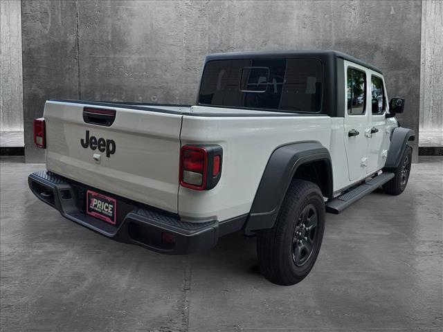 used 2024 Jeep Gladiator car, priced at $39,992