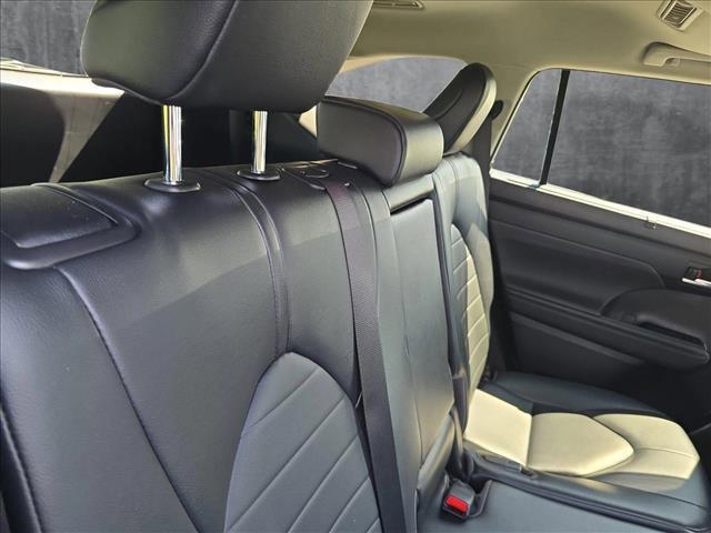 used 2023 Toyota Highlander car, priced at $36,437