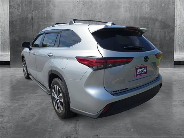 used 2023 Toyota Highlander car, priced at $36,437