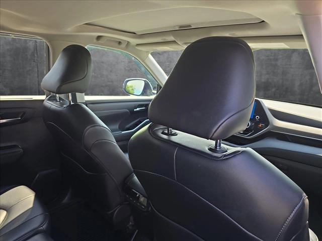 used 2023 Toyota Highlander car, priced at $36,437