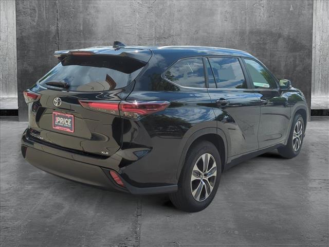 used 2024 Toyota Highlander car, priced at $44,858