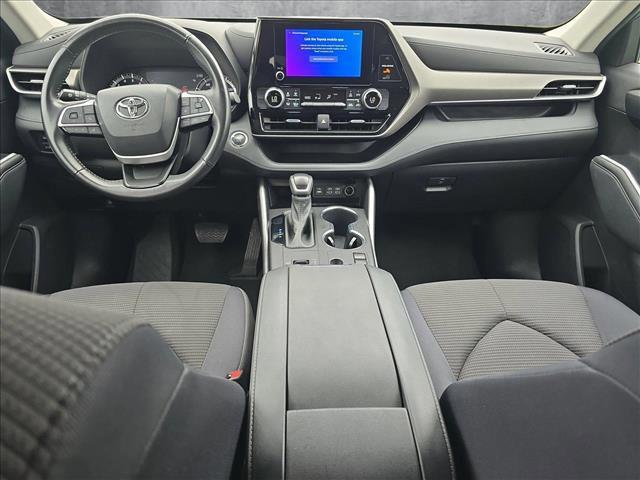 used 2023 Toyota Highlander car, priced at $36,397