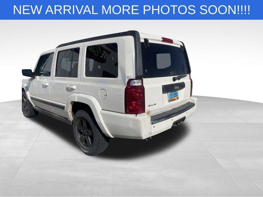 used 2008 Jeep Commander car, priced at $3,762