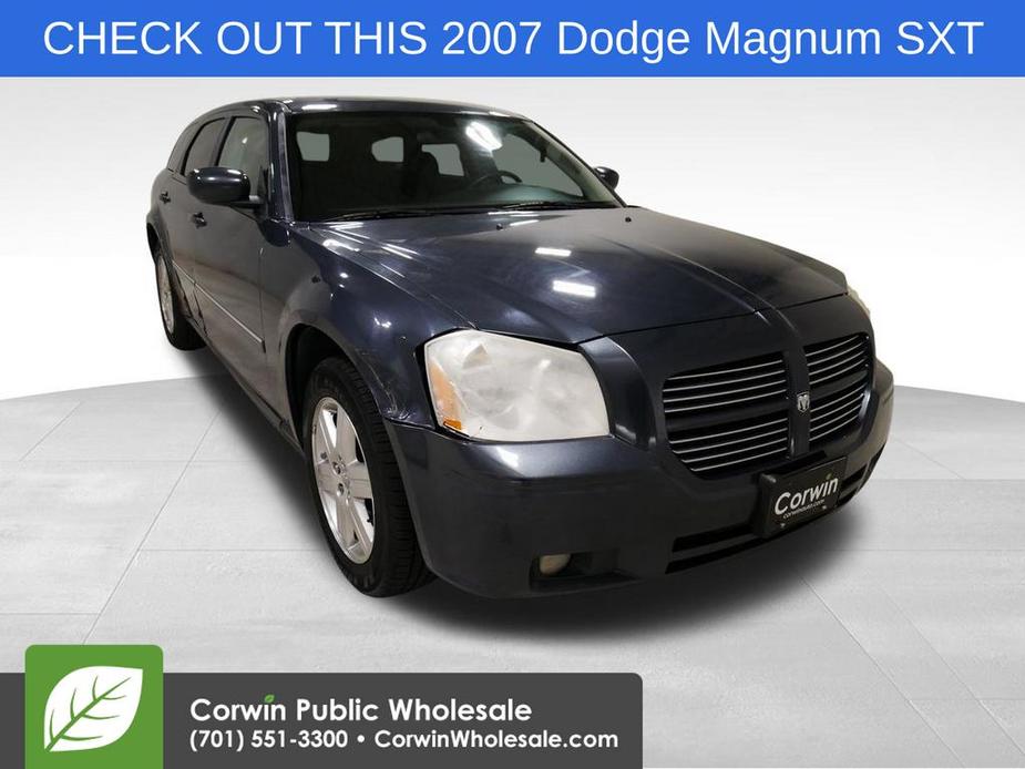 used 2007 Dodge Magnum car, priced at $5,641