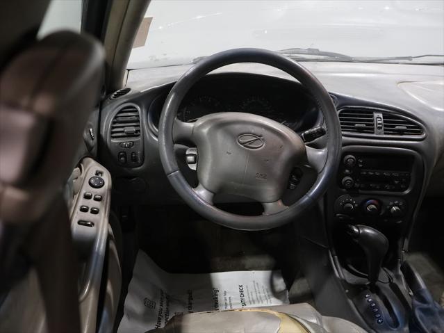 used 2004 Oldsmobile Alero car, priced at $2,995