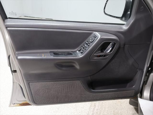 used 2000 Jeep Grand Cherokee car, priced at $3,236