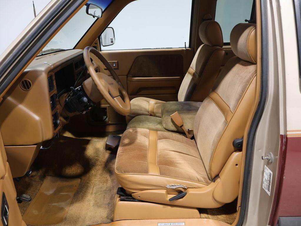 used 1993 Dodge Dakota car, priced at $3,985