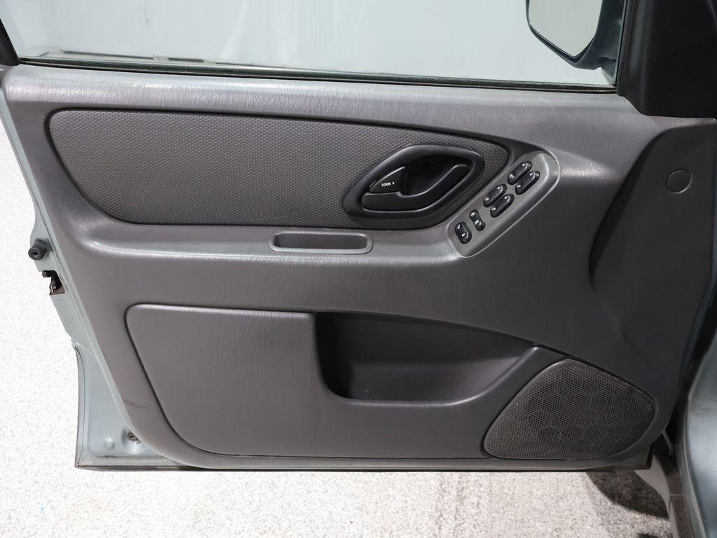 used 2007 Ford Escape car, priced at $4,325