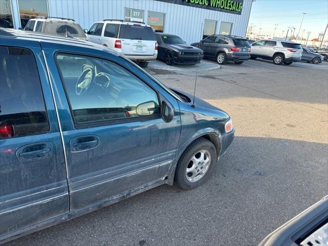 used 2002 Oldsmobile Silhouette car, priced at $4,179