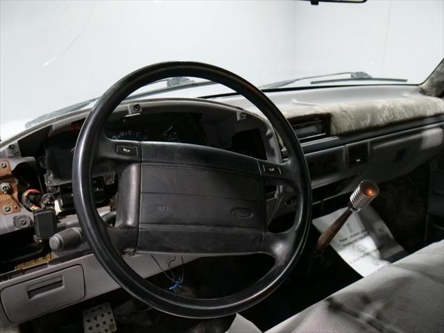 used 1996 Ford F-150 car, priced at $2,000