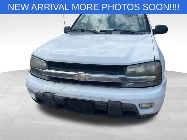 used 2005 Chevrolet TrailBlazer EXT car, priced at $2,536