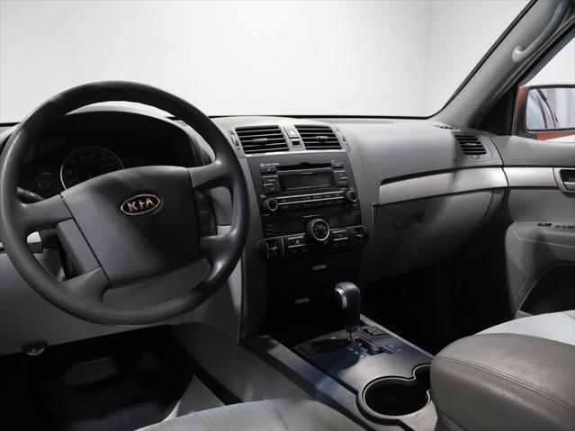 used 2009 Kia Borrego car, priced at $6,997