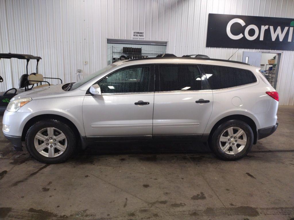 used 2012 Chevrolet Traverse car, priced at $5,000
