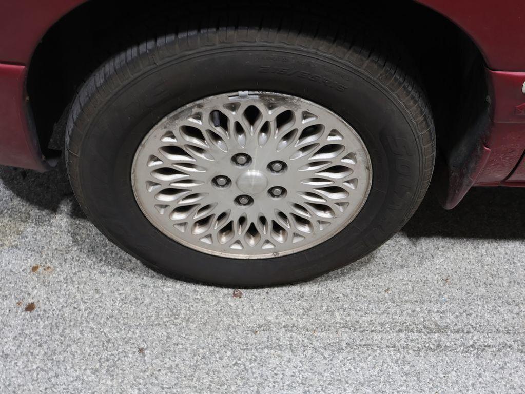 used 1997 Chrysler Town & Country car, priced at $2,736