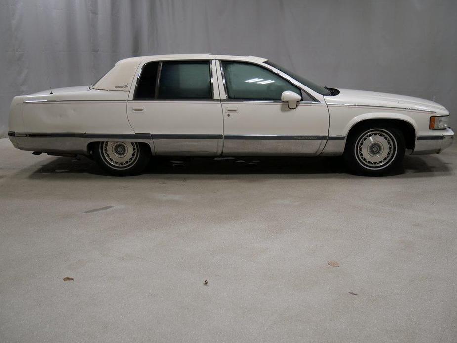 used 1993 Cadillac Fleetwood car, priced at $3,315