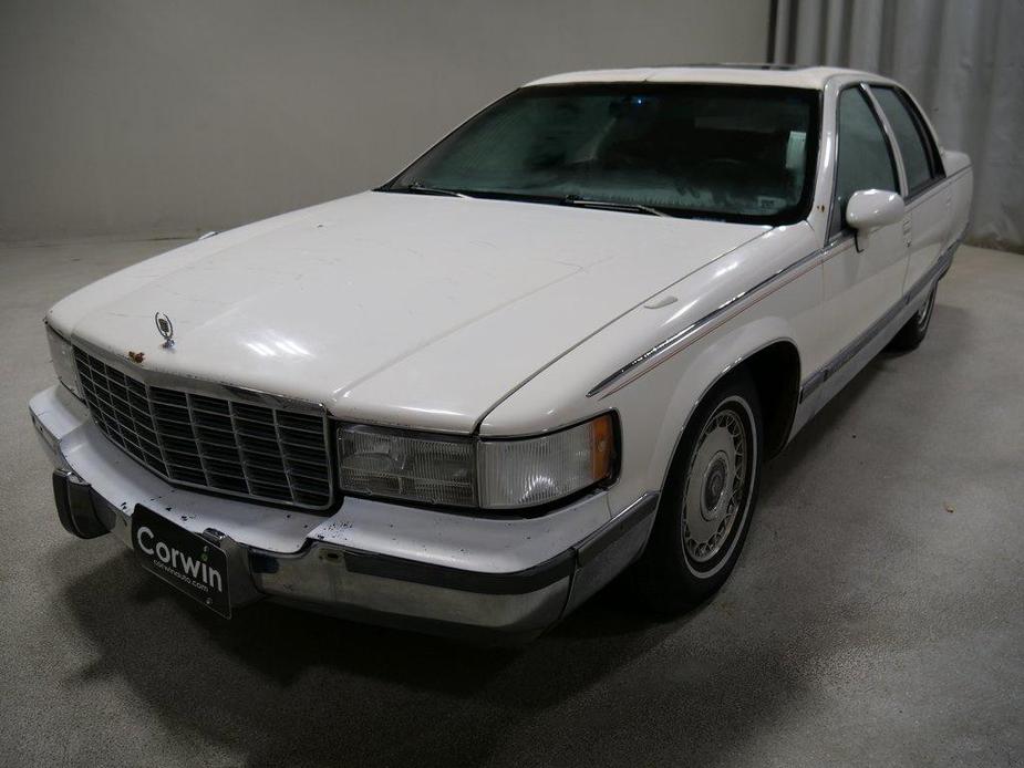 used 1993 Cadillac Fleetwood car, priced at $3,315