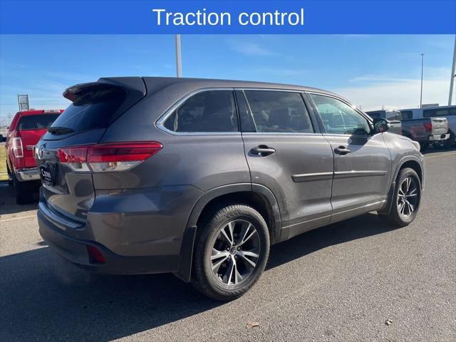 used 2018 Toyota Highlander car, priced at $21,550