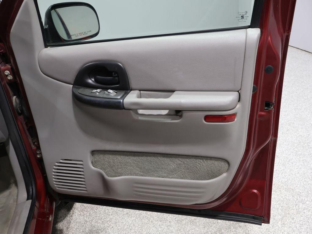 used 2003 Pontiac Montana car, priced at $1,351