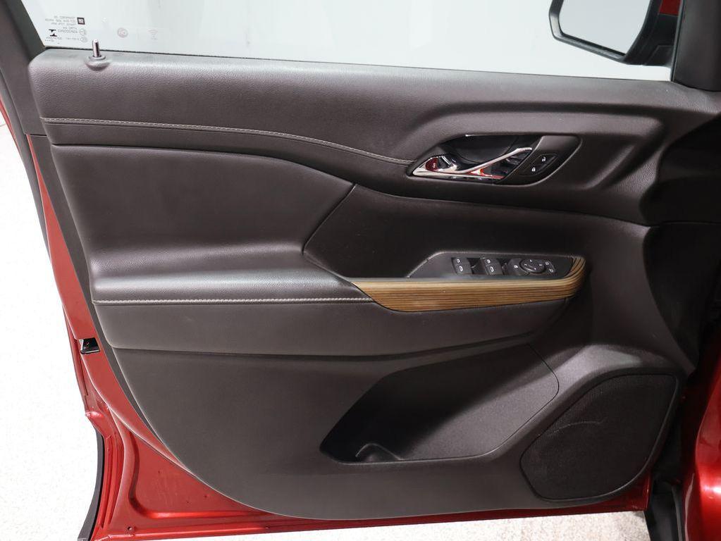 used 2023 GMC Acadia car, priced at $24,685