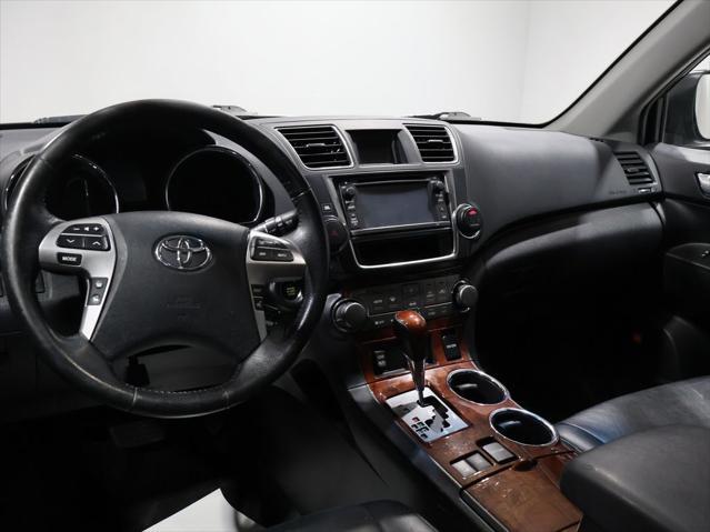 used 2013 Toyota Highlander car, priced at $17,683