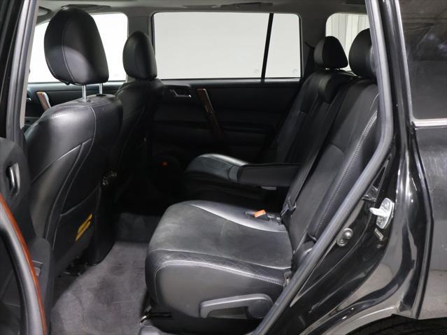 used 2013 Toyota Highlander car, priced at $17,683
