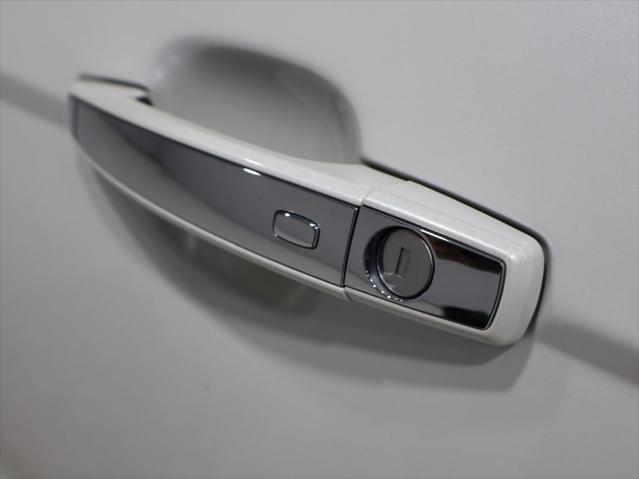 used 2013 Cadillac SRX car, priced at $7,989