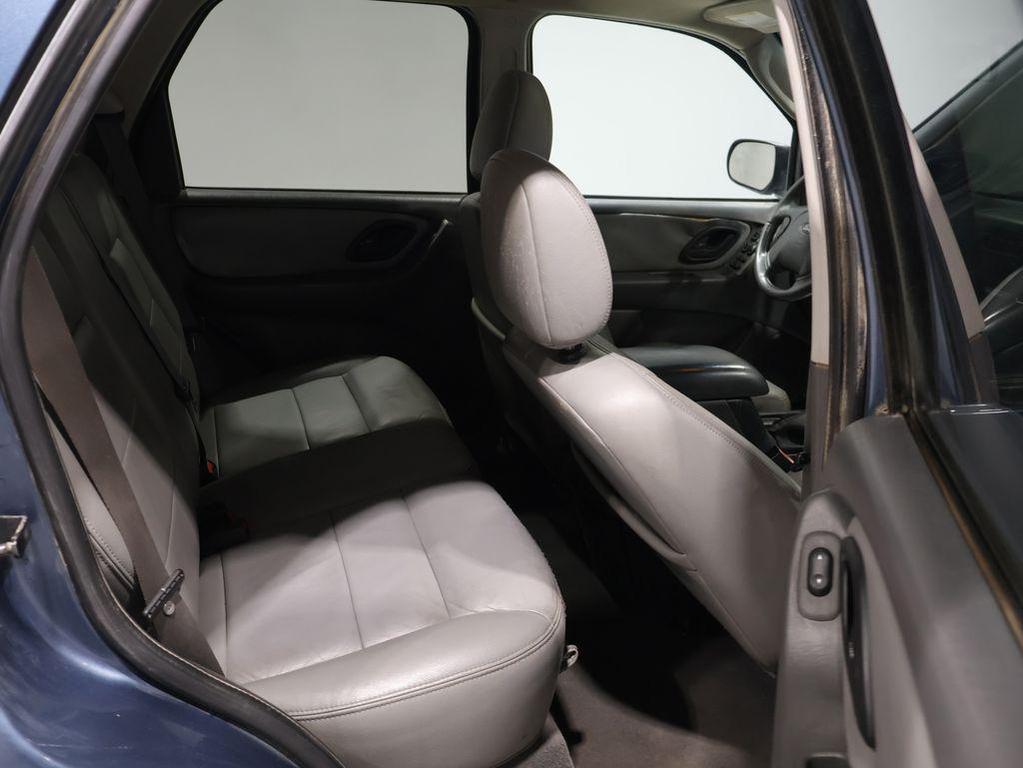 used 2005 Ford Escape car, priced at $3,456