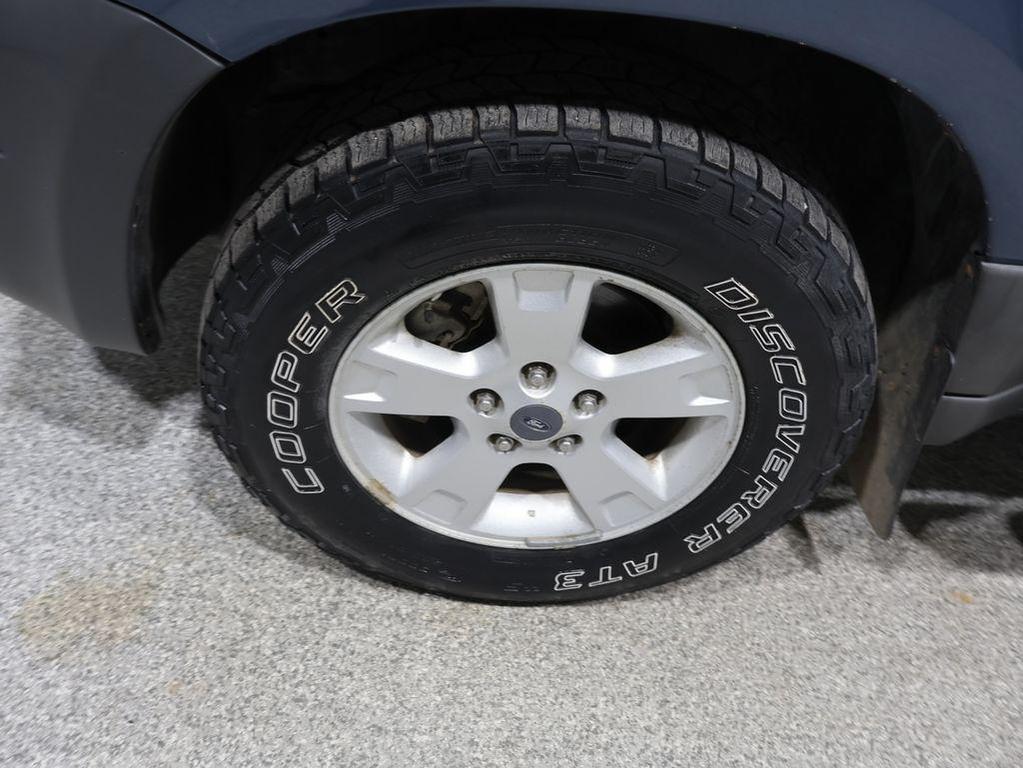 used 2005 Ford Escape car, priced at $3,456