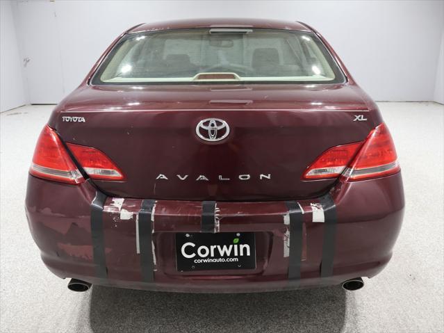 used 2007 Toyota Avalon car, priced at $4,425