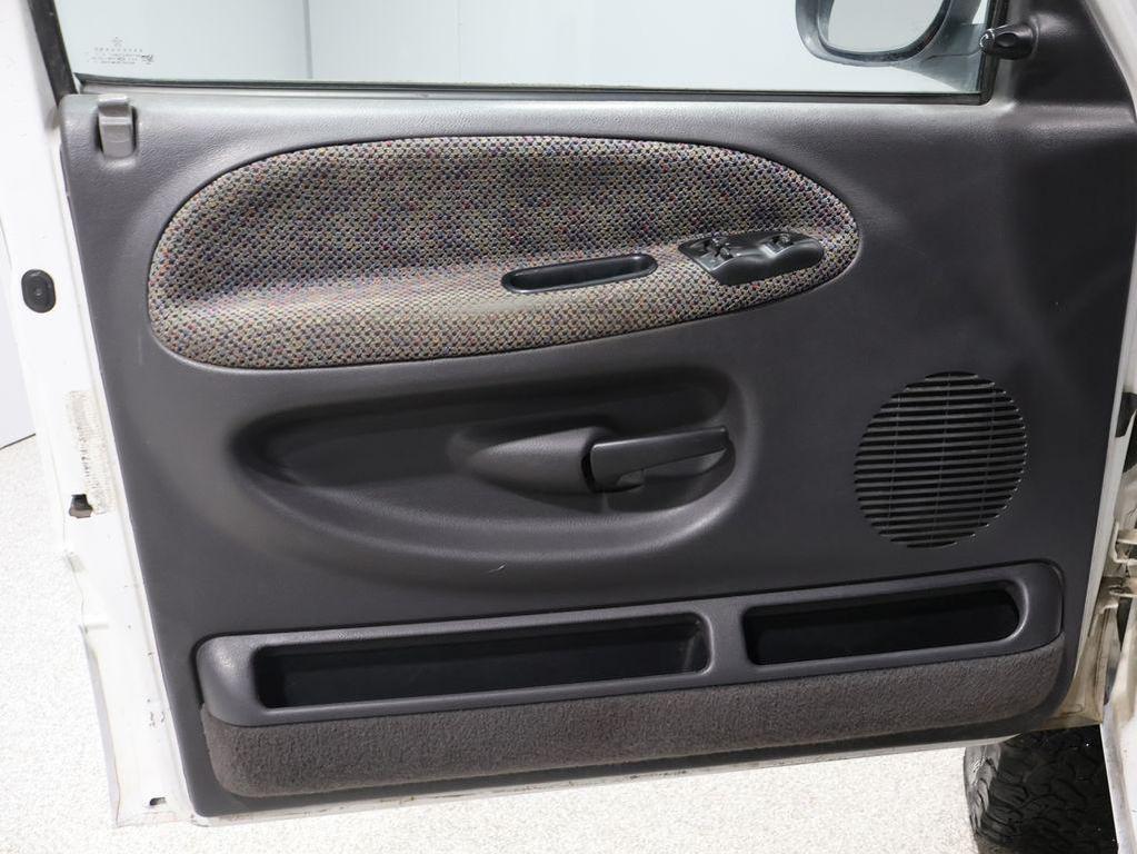used 1998 Dodge Ram 1500 car, priced at $1,999