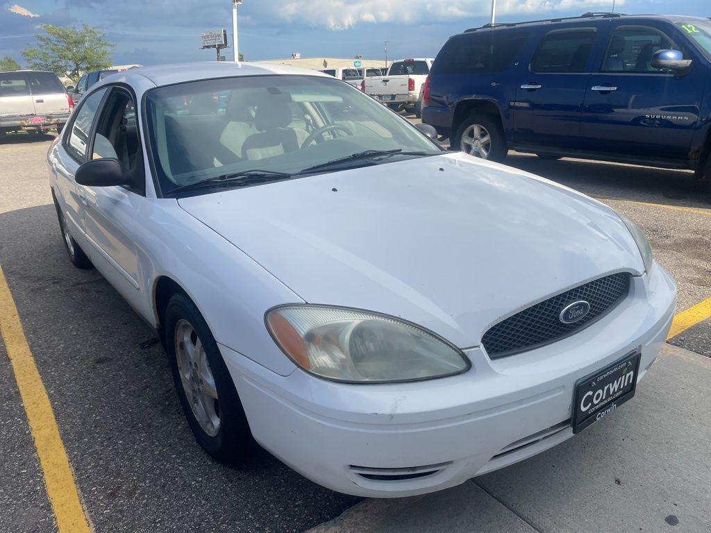 used 2005 Ford Taurus car, priced at $2,500