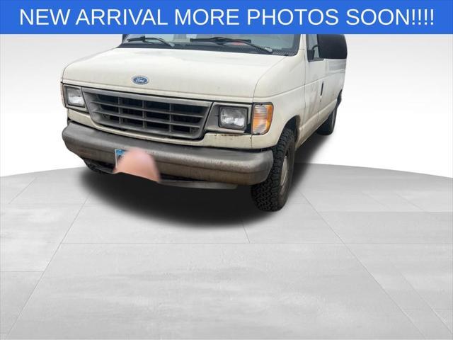 used 1996 Ford E150 car, priced at $1,418