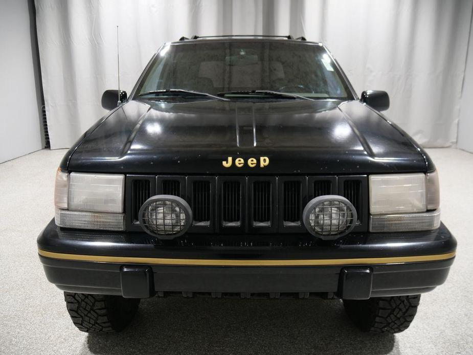 used 1993 Jeep Grand Cherokee car, priced at $6,704