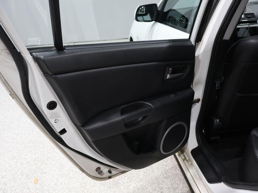 used 2006 Mazda Mazda3 car, priced at $2,532