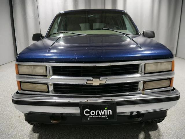 used 1999 GMC Suburban car, priced at $4,050