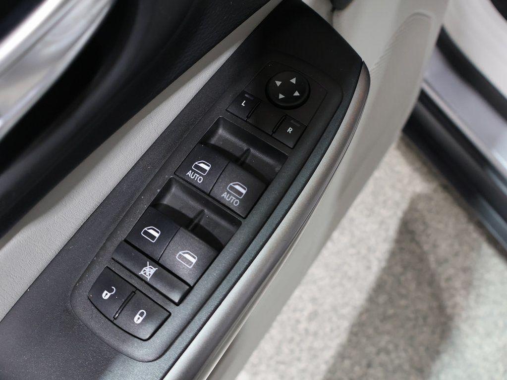 used 2022 Jeep Cherokee car, priced at $17,652