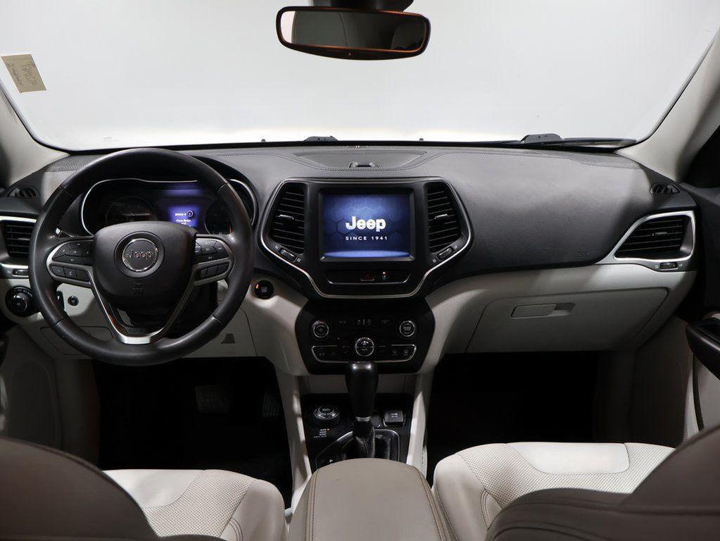 used 2022 Jeep Cherokee car, priced at $17,652