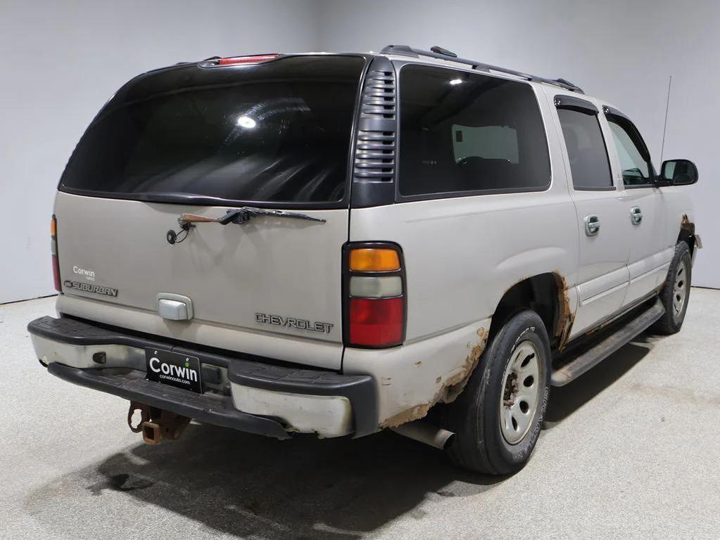 used 2004 Chevrolet Suburban car, priced at $1,300