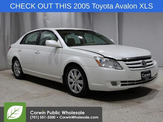 used 2005 Toyota Avalon car, priced at $6,100