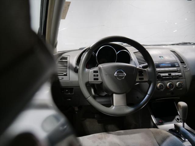 used 2006 Nissan Altima car, priced at $2,401