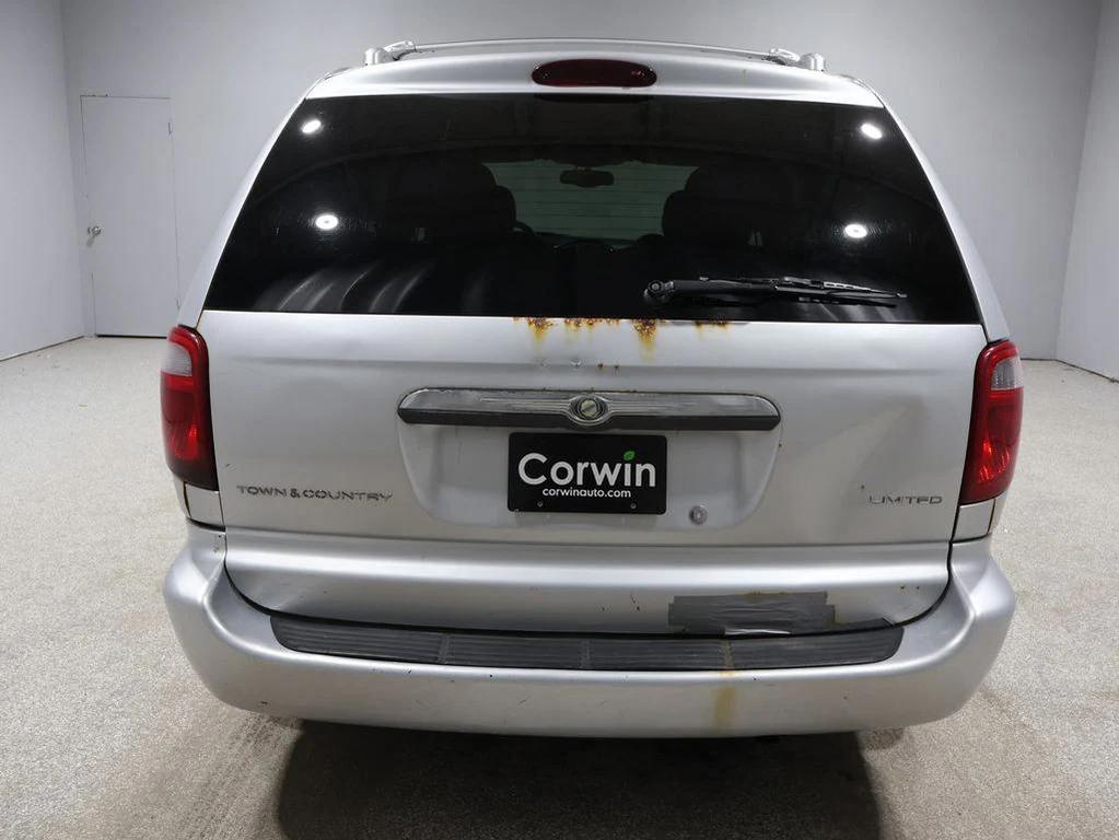 used 2004 Chrysler Town & Country car, priced at $1,389