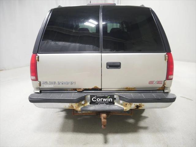 used 1999 GMC Suburban car, priced at $1,875