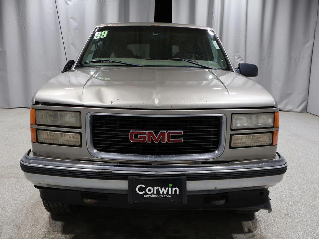 used 1999 GMC Suburban car, priced at $2,800