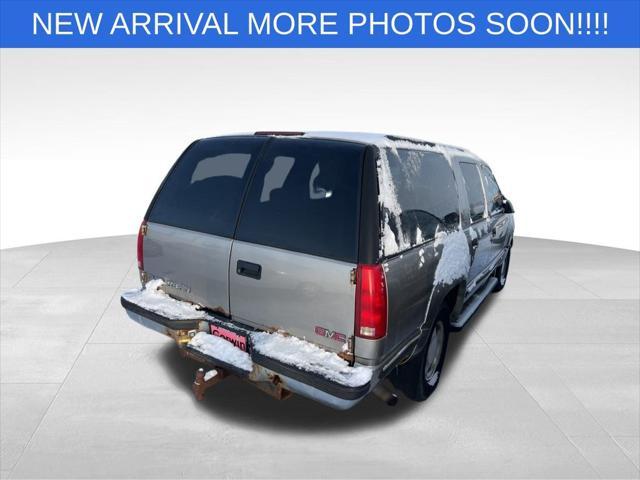 used 1999 GMC Suburban car, priced at $1,998