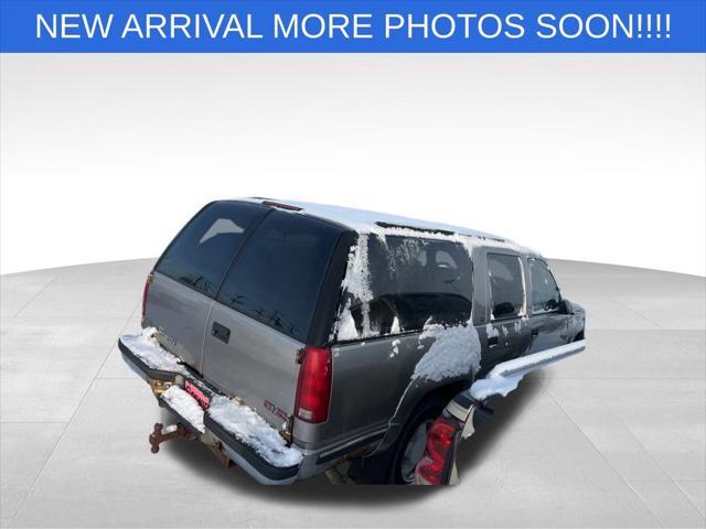 used 1999 GMC Suburban car, priced at $1,998