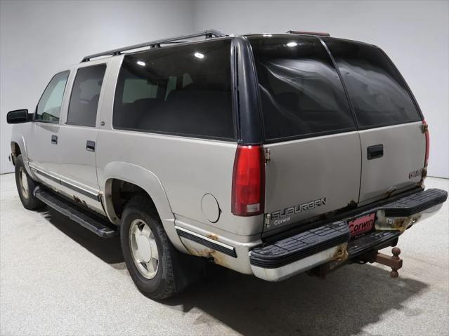 used 1999 GMC Suburban car, priced at $3,313