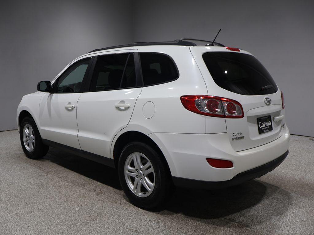 used 2010 Hyundai Santa Fe car, priced at $5,436